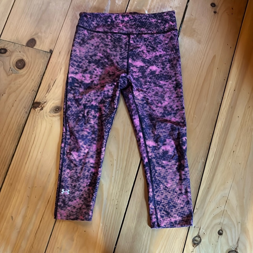 UA compression capris - small
